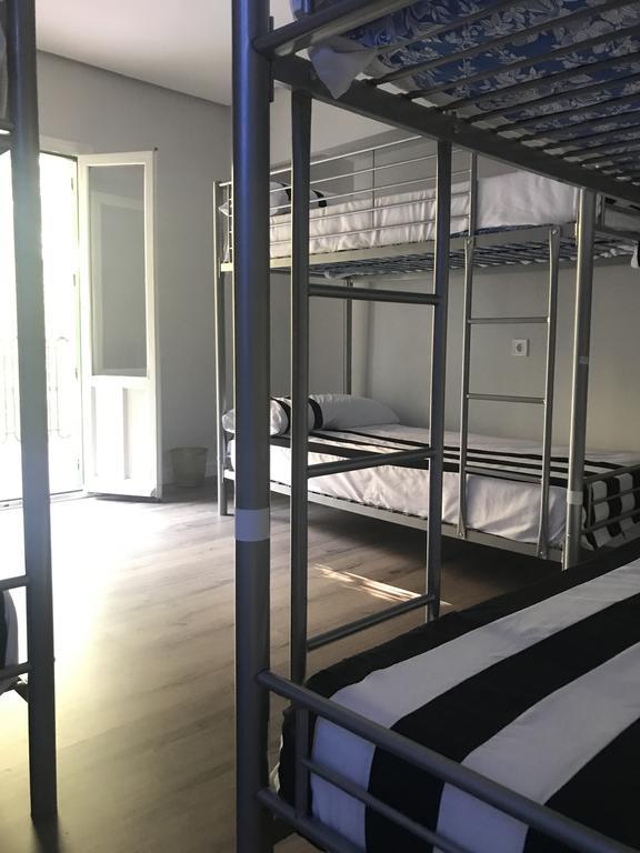 Jmg Hostels Madrid Ngoại thất bức ảnh