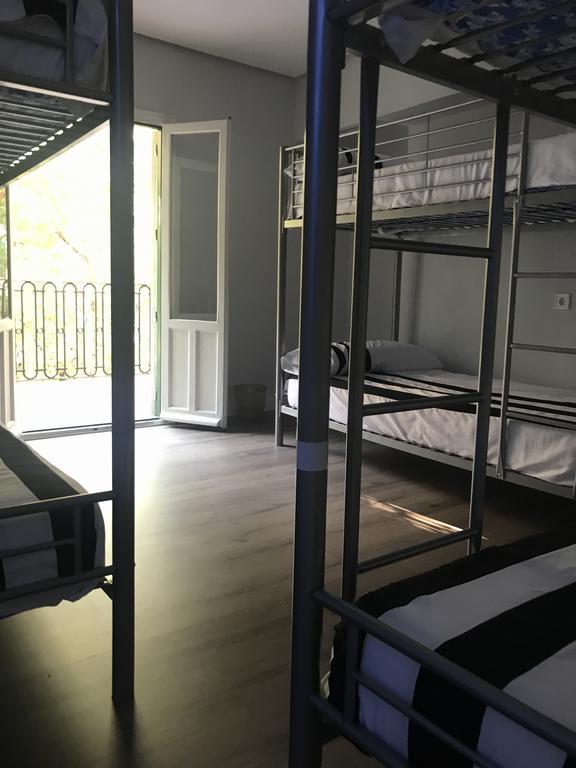 Jmg Hostels Madrid Ngoại thất bức ảnh