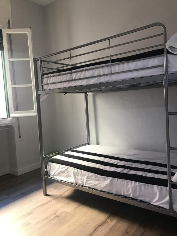 Jmg Hostels Madrid Ngoại thất bức ảnh