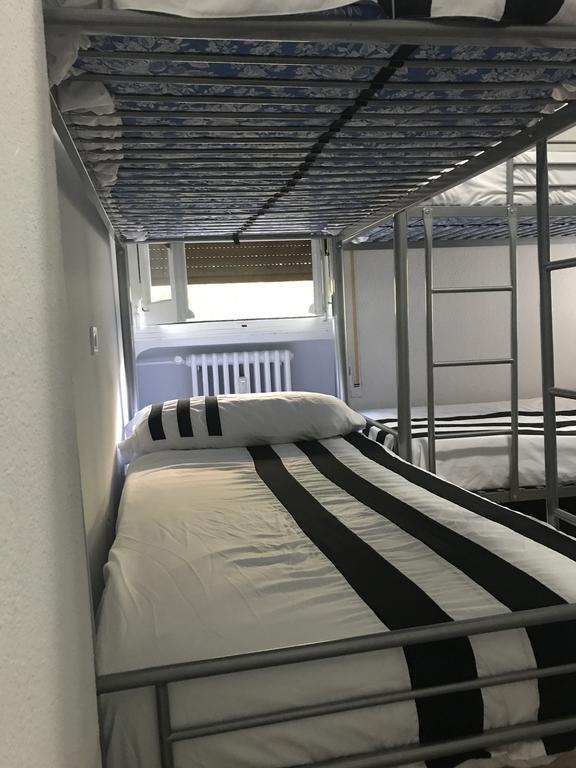 Jmg Hostels Madrid Ngoại thất bức ảnh